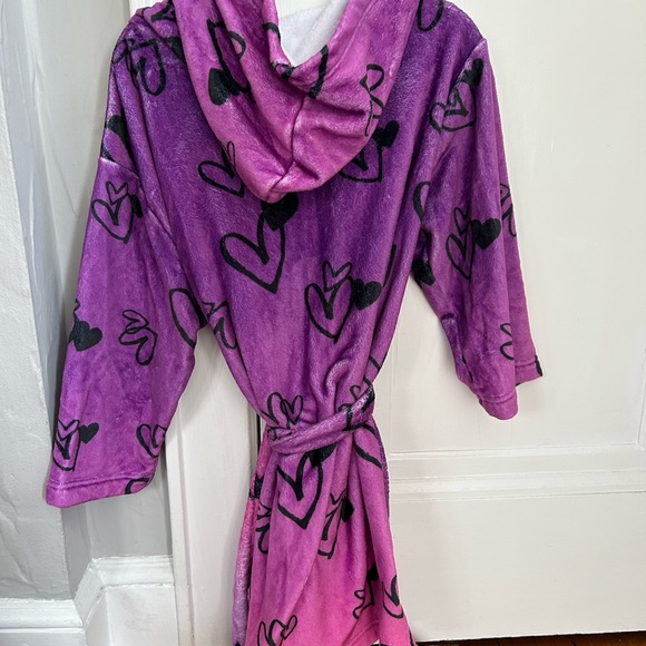 Purple Heart Patterned Robe - Picture 2 of 2